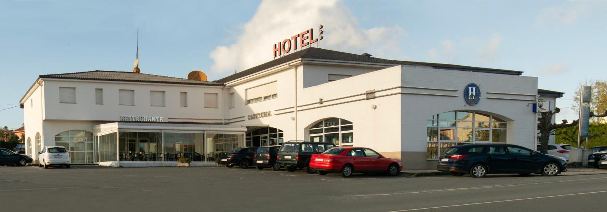 Hotel Barreiro Leira Екстер'єр фото