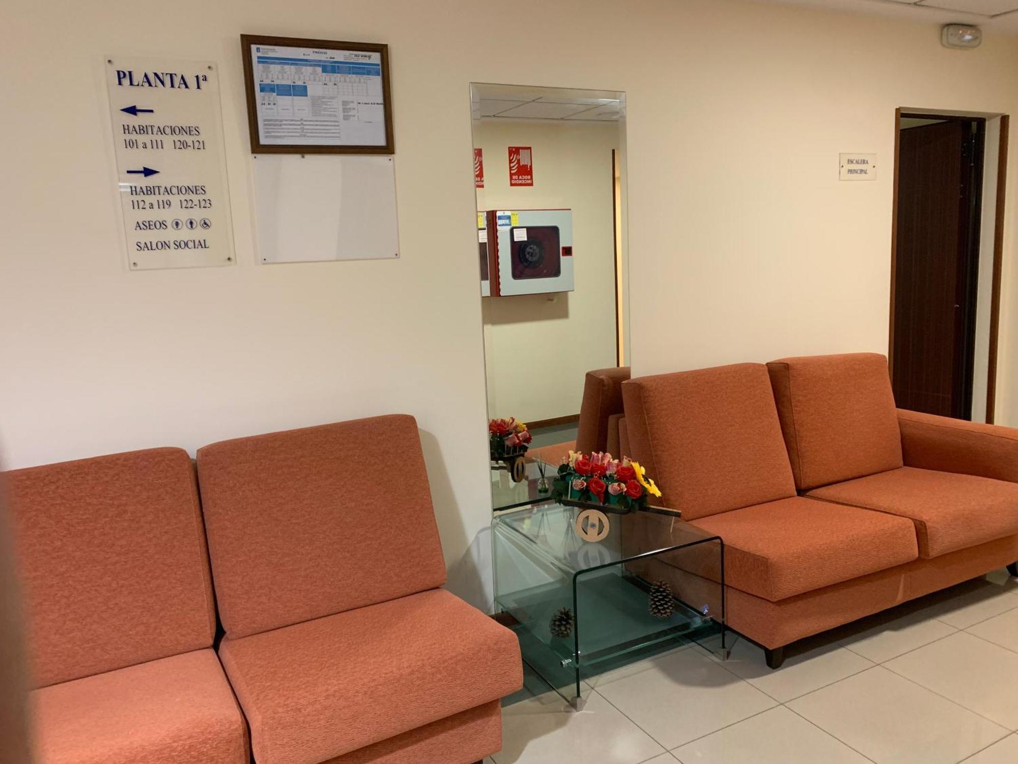 Hotel Barreiro Leira Екстер'єр фото